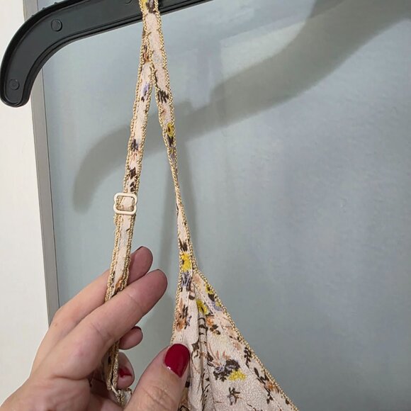 Little Moon Cream Floral Tank Top Women’s L Sleeveless Cami Blouse - Picture 5 of 11